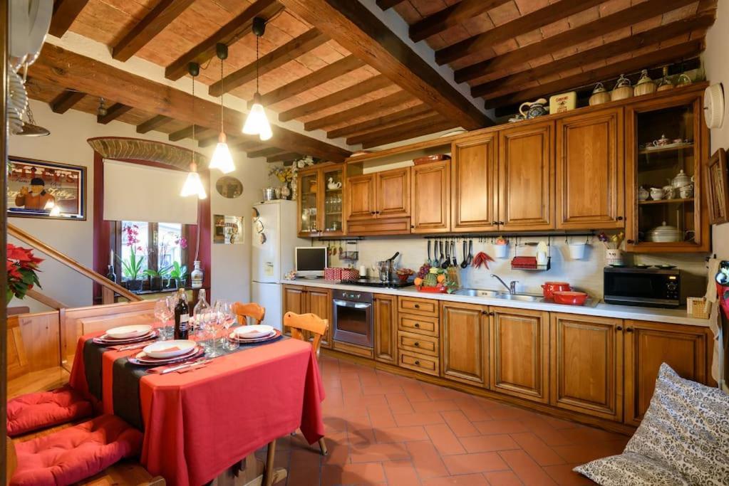 Villa "Corte De' Baldi" Ortignano Raggiolo Eksteriør billede