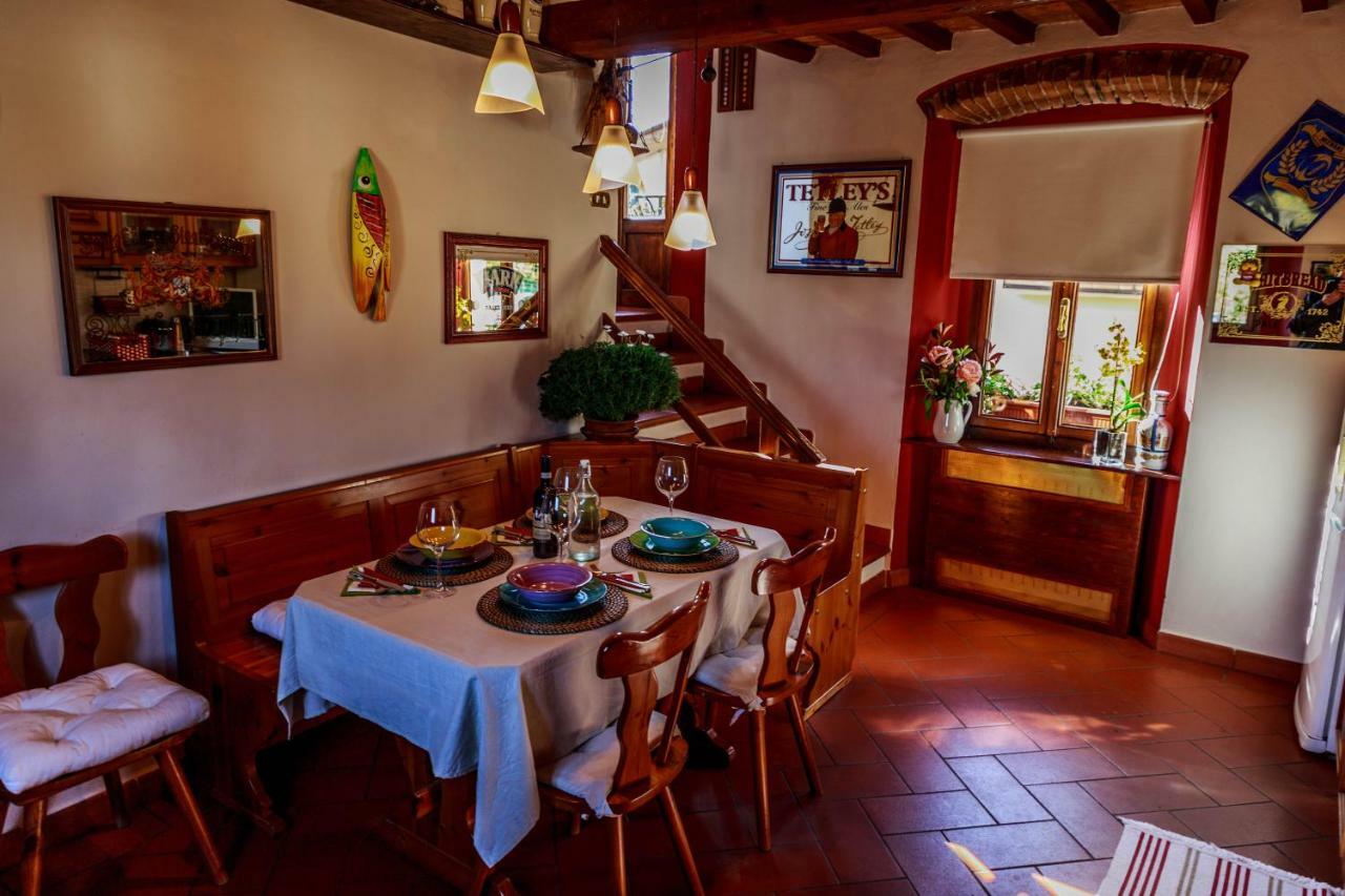 Villa "Corte De' Baldi" Ortignano Raggiolo Eksteriør billede